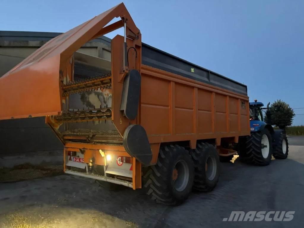 Dezeure SM38 Mašine za stočnu hranu sa sopstvenim pogonom