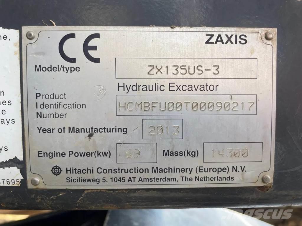 Hitachi ZX135US-3 Bageri guseničari