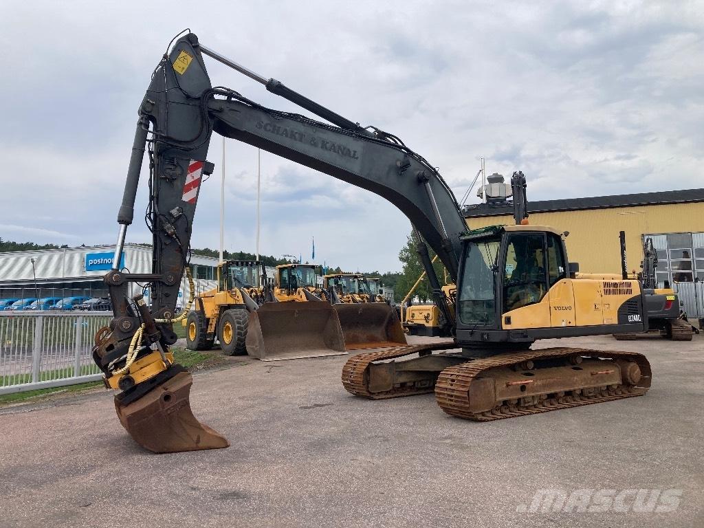 Volvo EC 240 C L Bageri guseničari