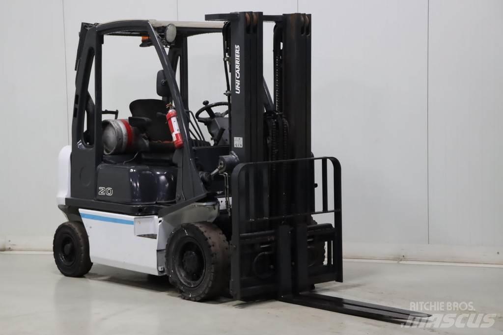 Nissan U1D2A20LQ Plinski viljuškari