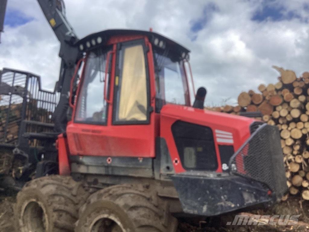 Komatsu 845 Forvarderi