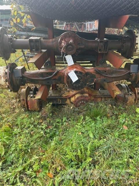 Valmet 862 901 Šasija i vešenje