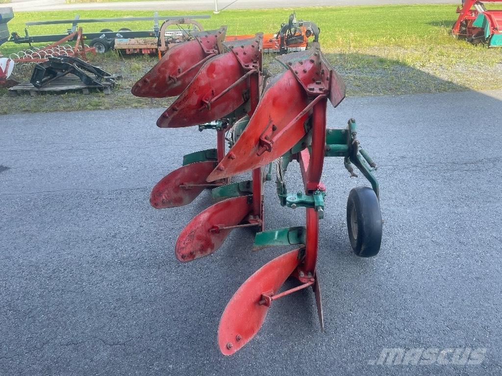 Kverneland E160 Plugovi obrtači