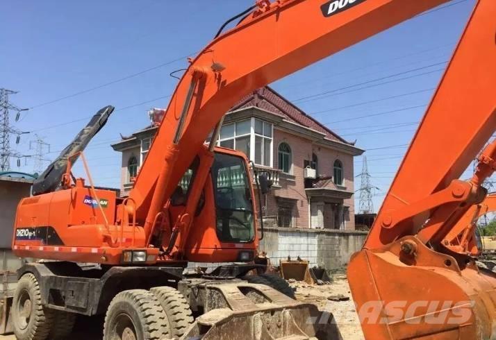 Doosan DH210W Bageri točkaši