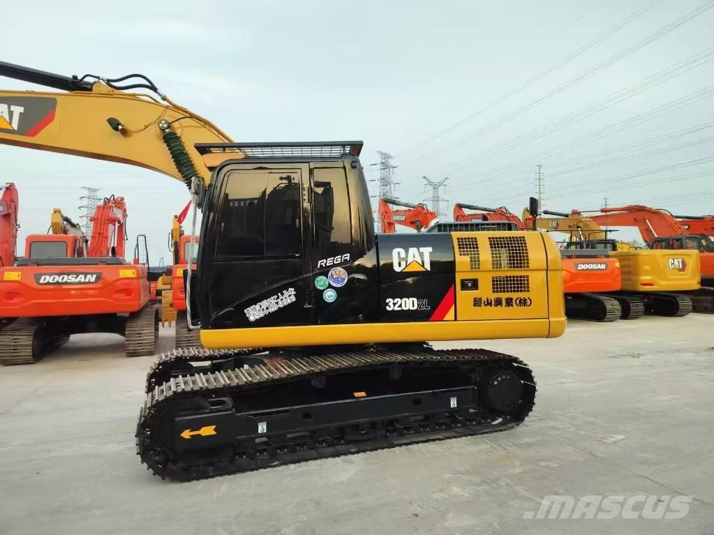 CAT 320D2L Bageri guseničari