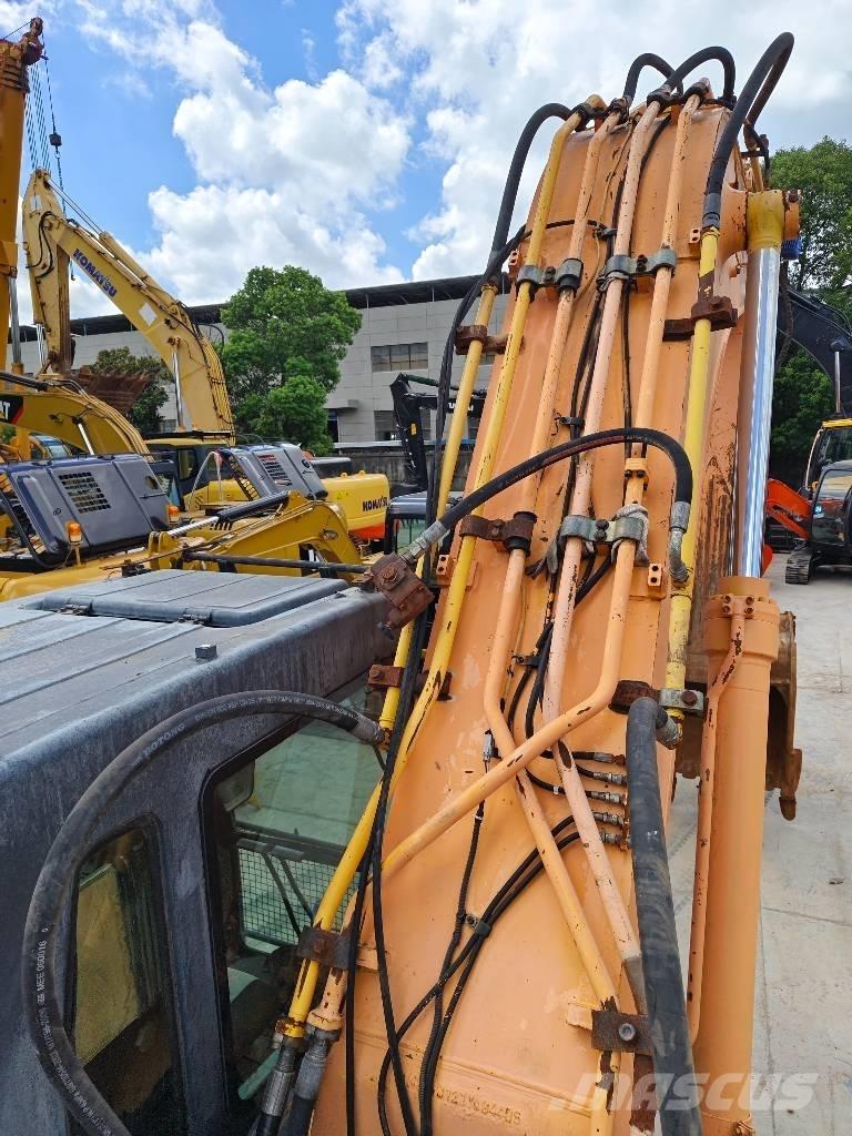 Hyundai R305LC-7 Bageri guseničari