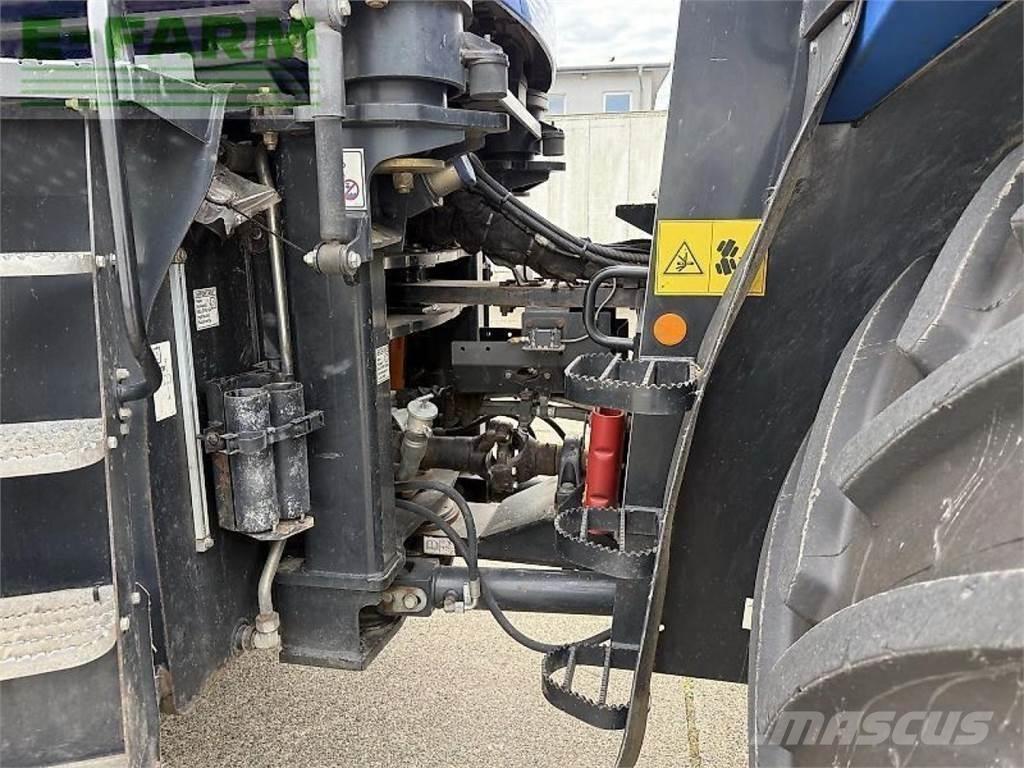 New Holland t9.560 Traktori