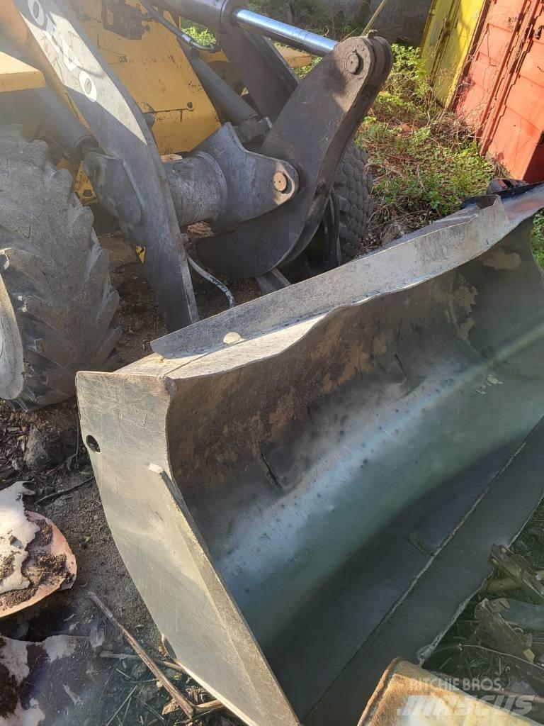 Volvo L 30 B Utovarivači na točkove