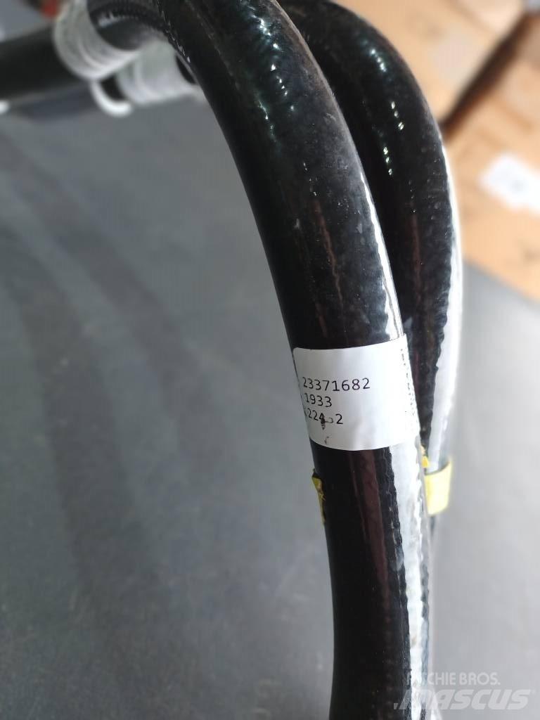 Volvo HOSE 23371682 Kargo motori