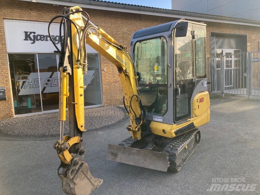 New Holland E 18 C Mini bageri < 7t