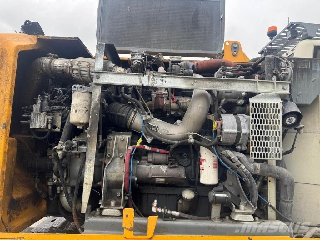 Liebherr LH 22 M Bageri za prenos primarnih/sekundarnih sirovina