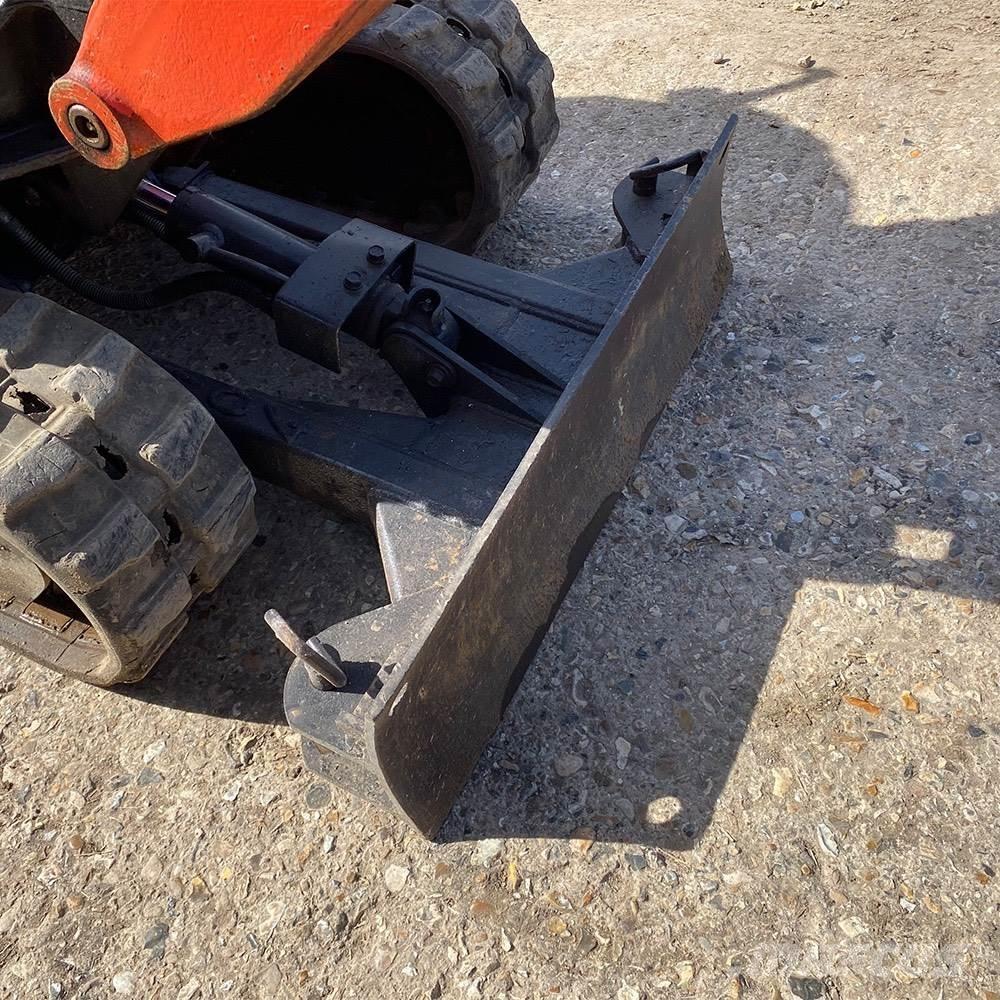 Kubota U10-3 Mini bageri < 7t