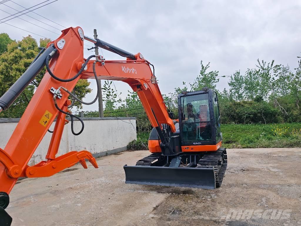 Kubota KX 80-4 Midi bageri 7t – 12t