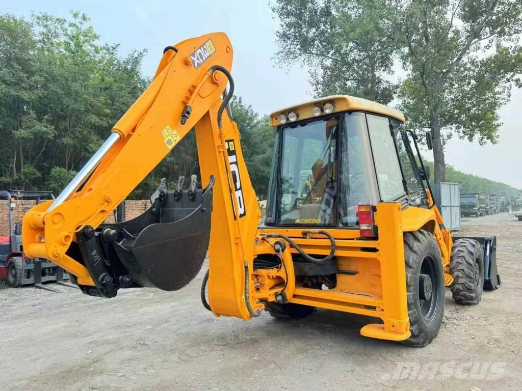 JCB 3 CX Rovokopači