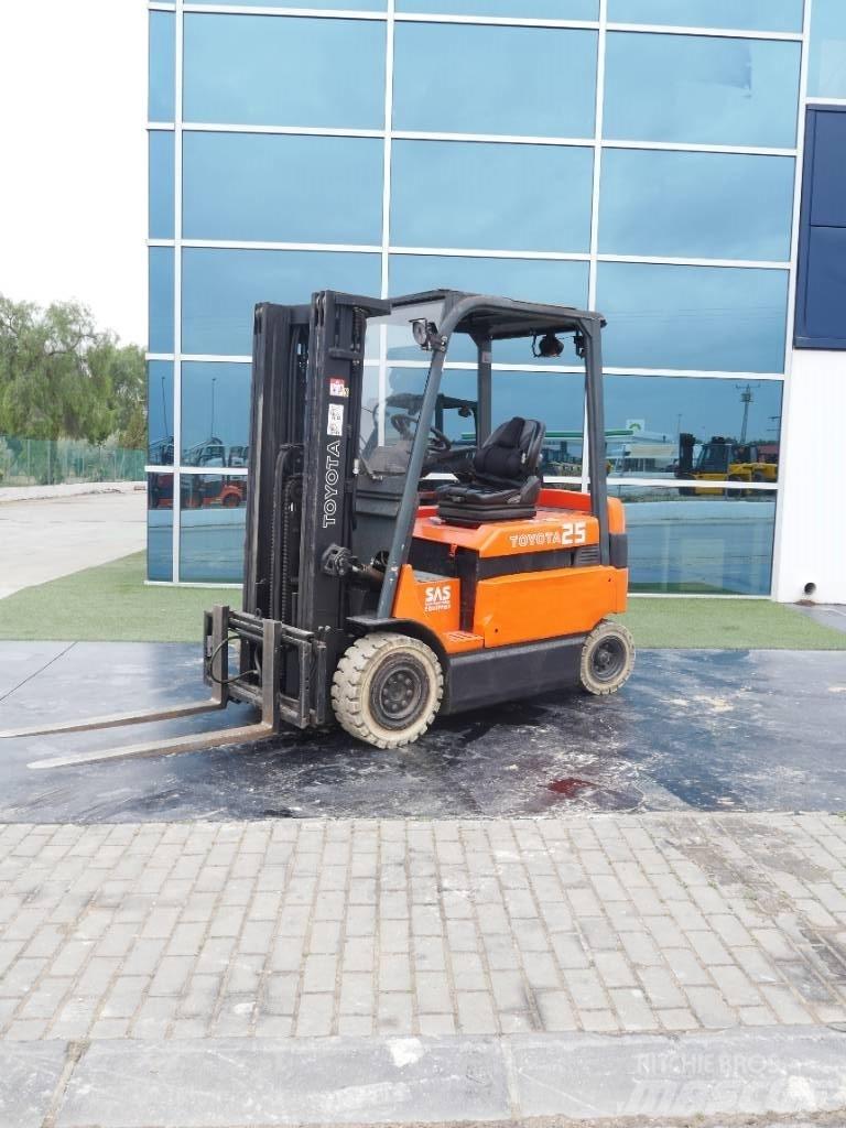 Toyota 7 FBMF 25 Električni viljuškari