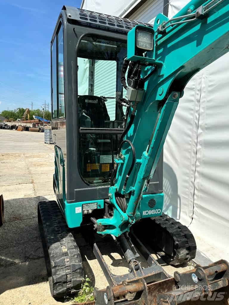 Kobelco SK17SR-3E Mini bageri < 7t