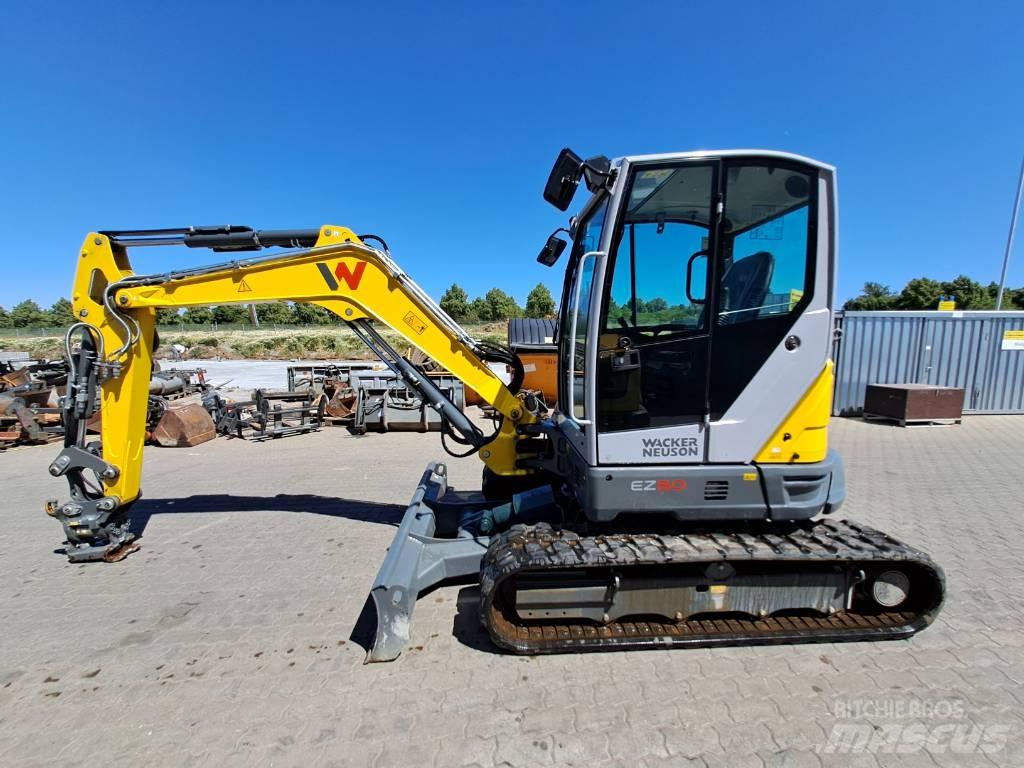 Wacker Neuson EZ50 Bageri guseničari