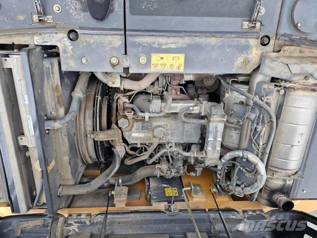CASE CX 210 D Bageri guseničari