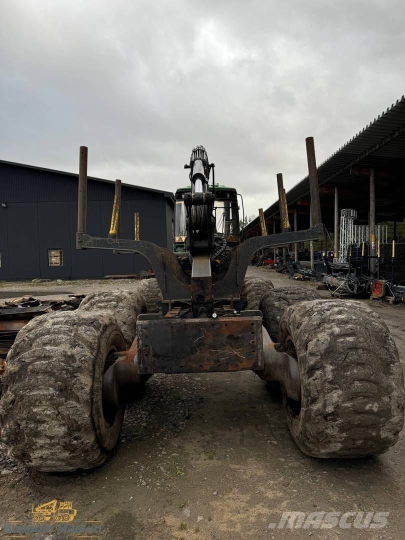 John Deere 1510E Forvarderi