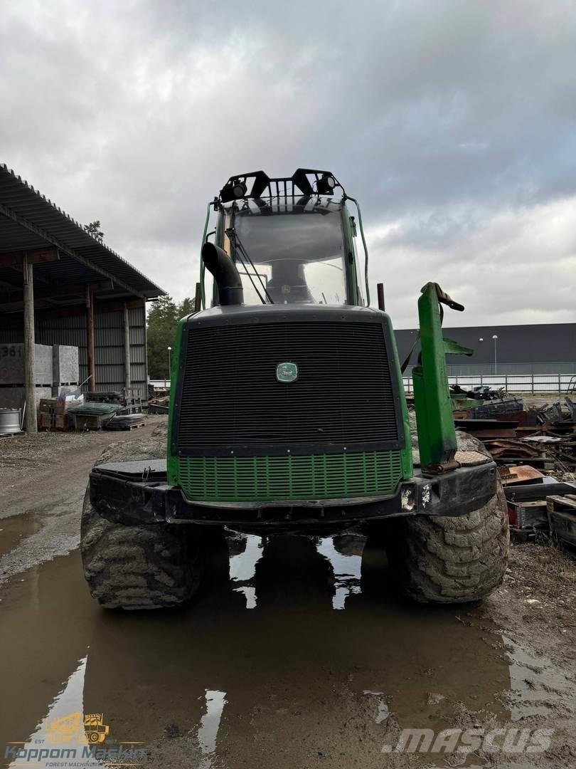 John Deere 1510E Forvarderi
