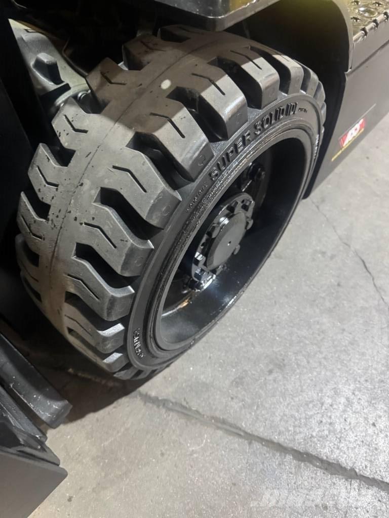 Hyster E 60 XN Električni viljuškari