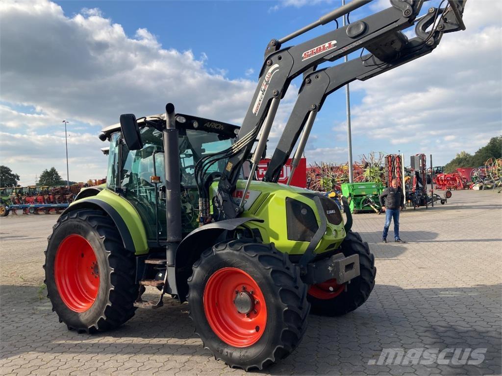 CLAAS Arion 430 Traktori