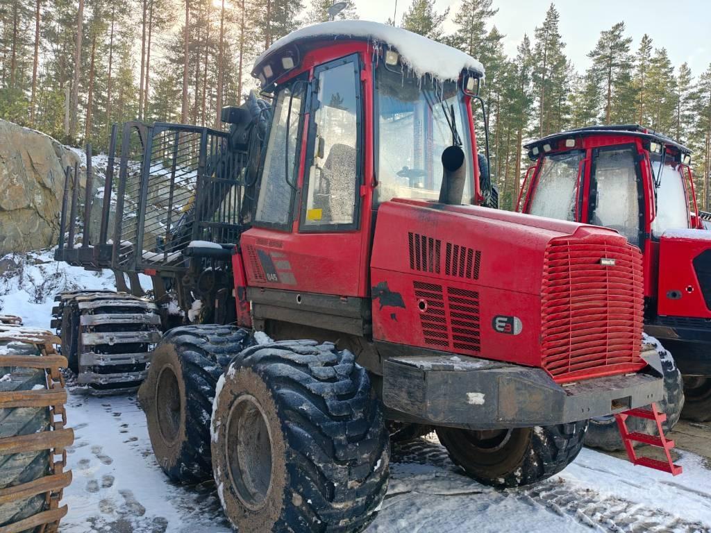 Komatsu 845 Forvarderi