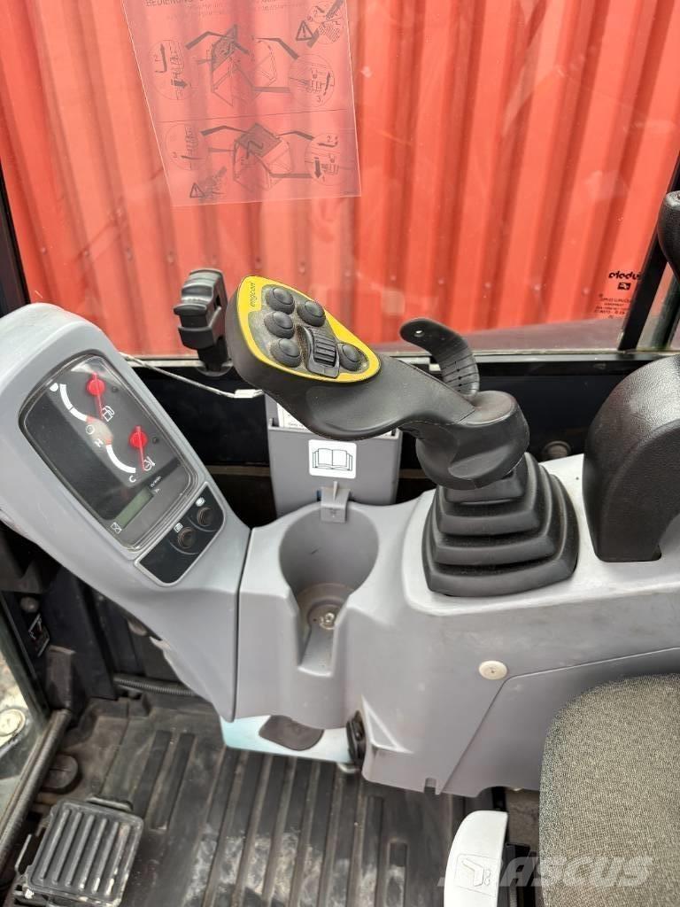 Kubota U27-4 Mini bageri < 7t