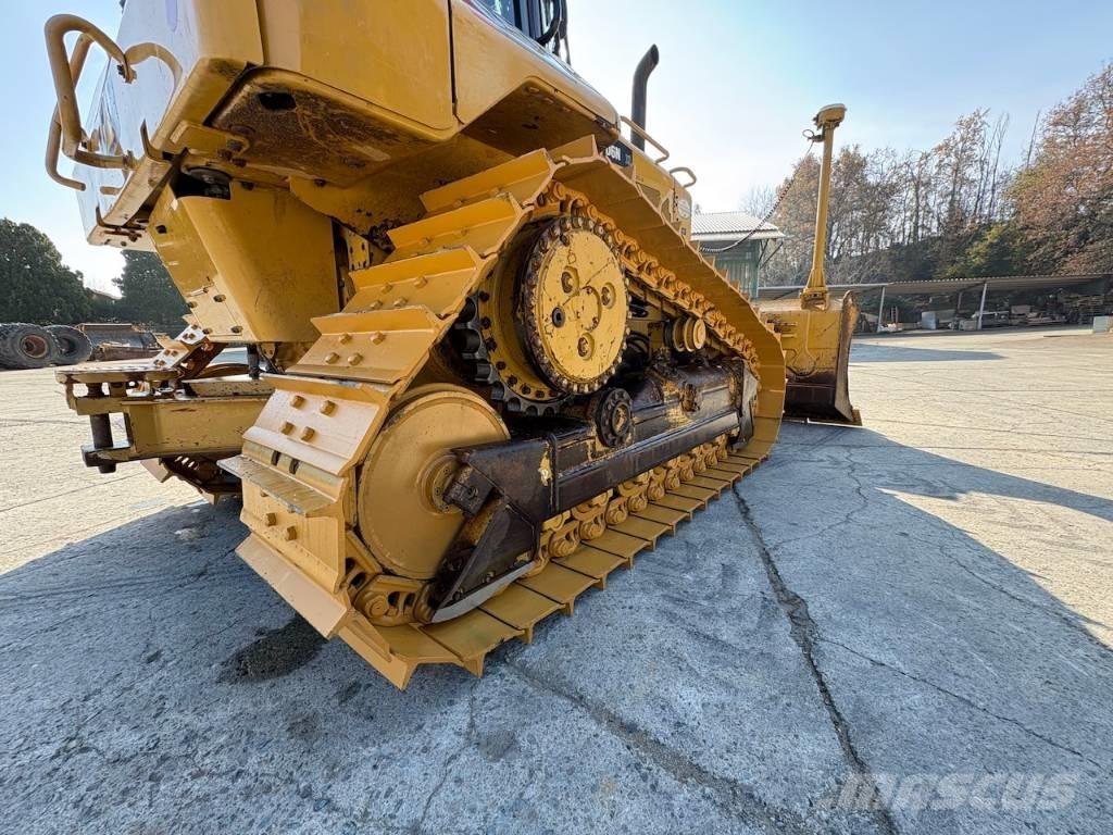 CAT D 6 N XL Buldožeri guseničari