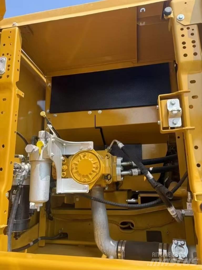 CAT 330GC Bageri guseničari