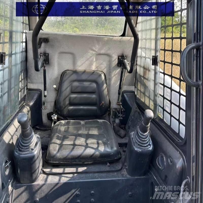 Bobcat S 590 Skid steer mini utovarivači
