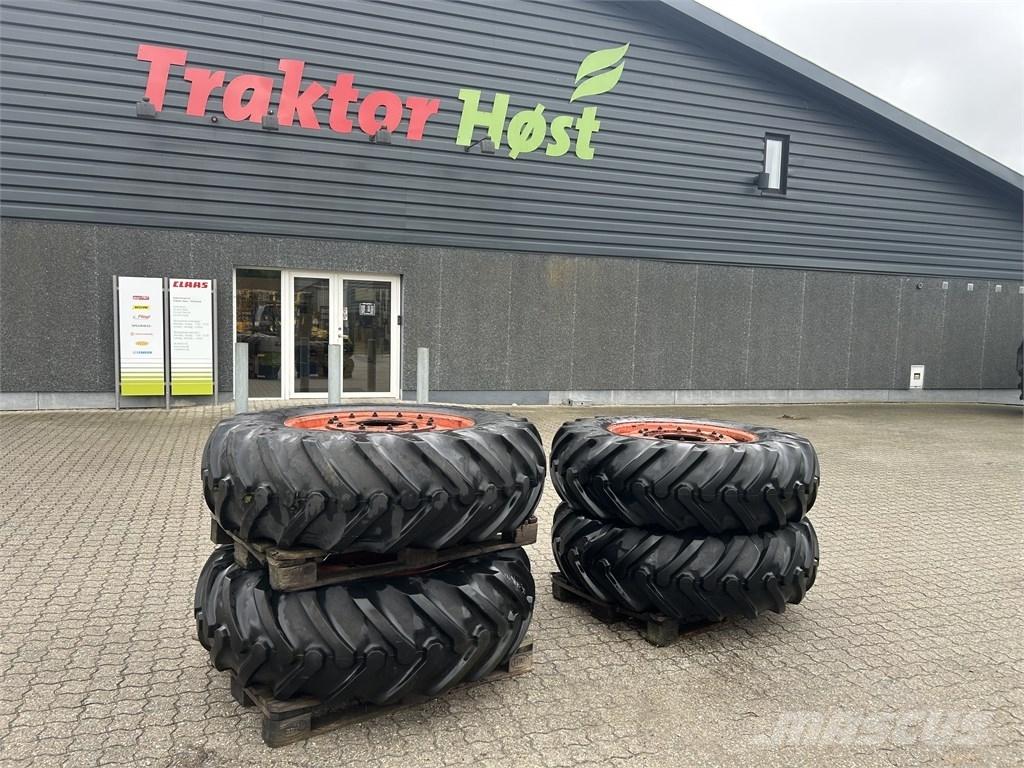 Goodyear 16,9-30 Gume, točkovi i felne