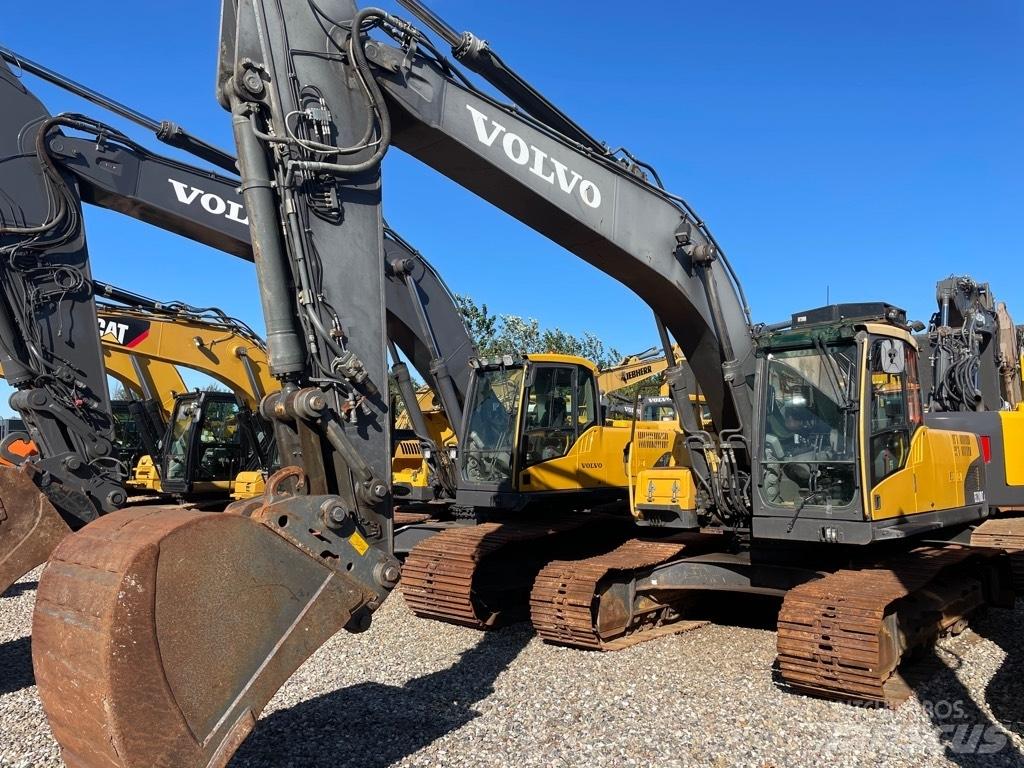 Volvo EC210C Bageri guseničari