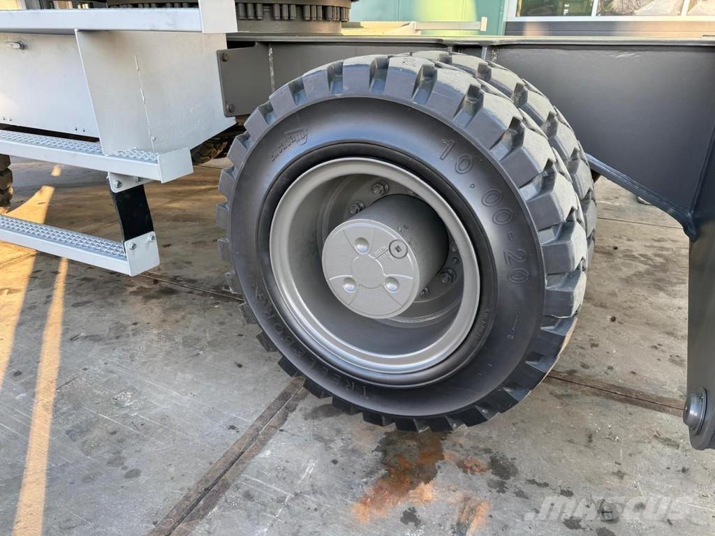 Sennebogen 825M E Bageri za prenos primarnih/sekundarnih sirovina