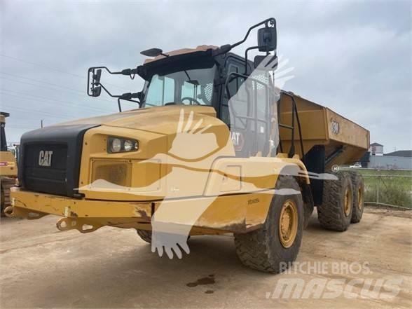 CAT 730 Zglobni damperi
