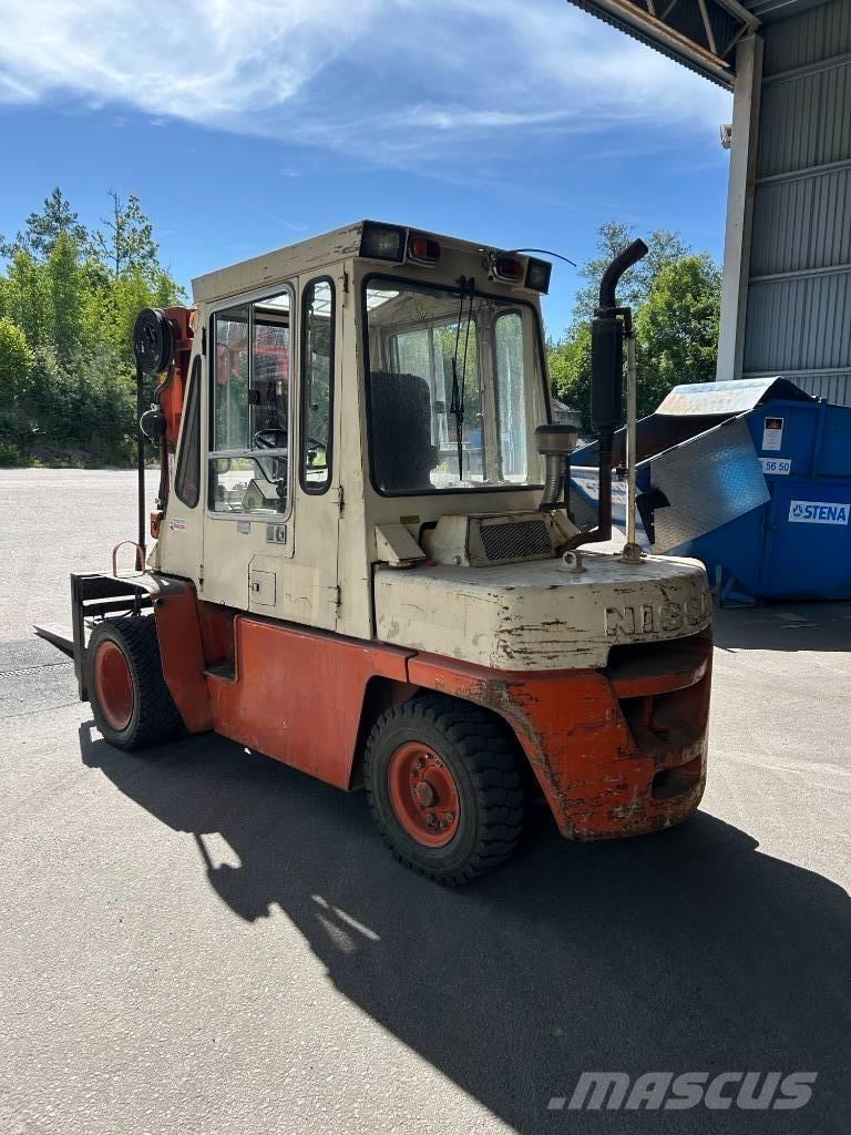 Nissan YGF03 Dizelski viljuškari