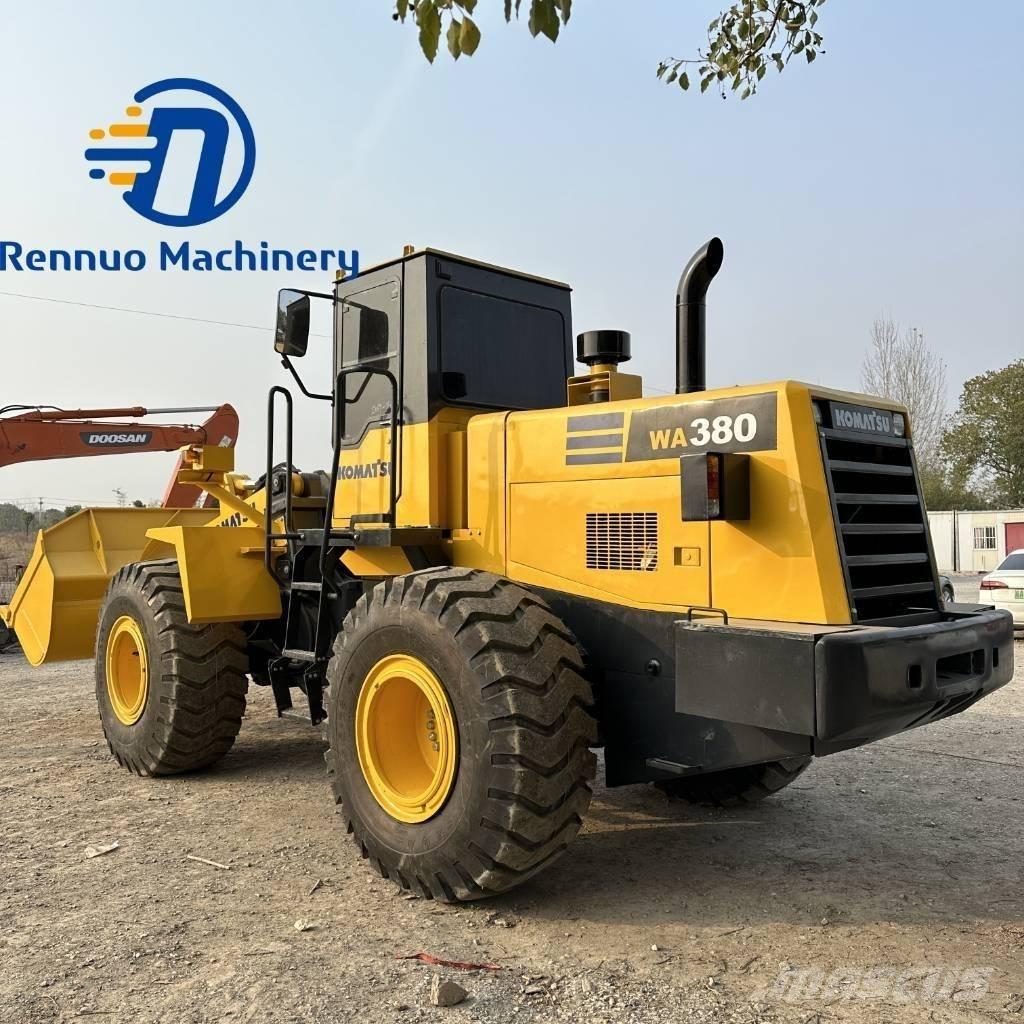 Komatsu WA380 Utovarivači na točkove