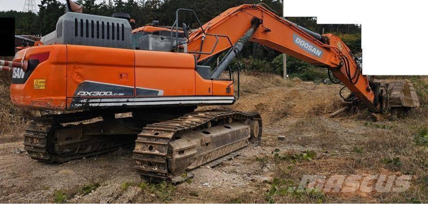 Doosan DX 300 LC-5 Bageri guseničari