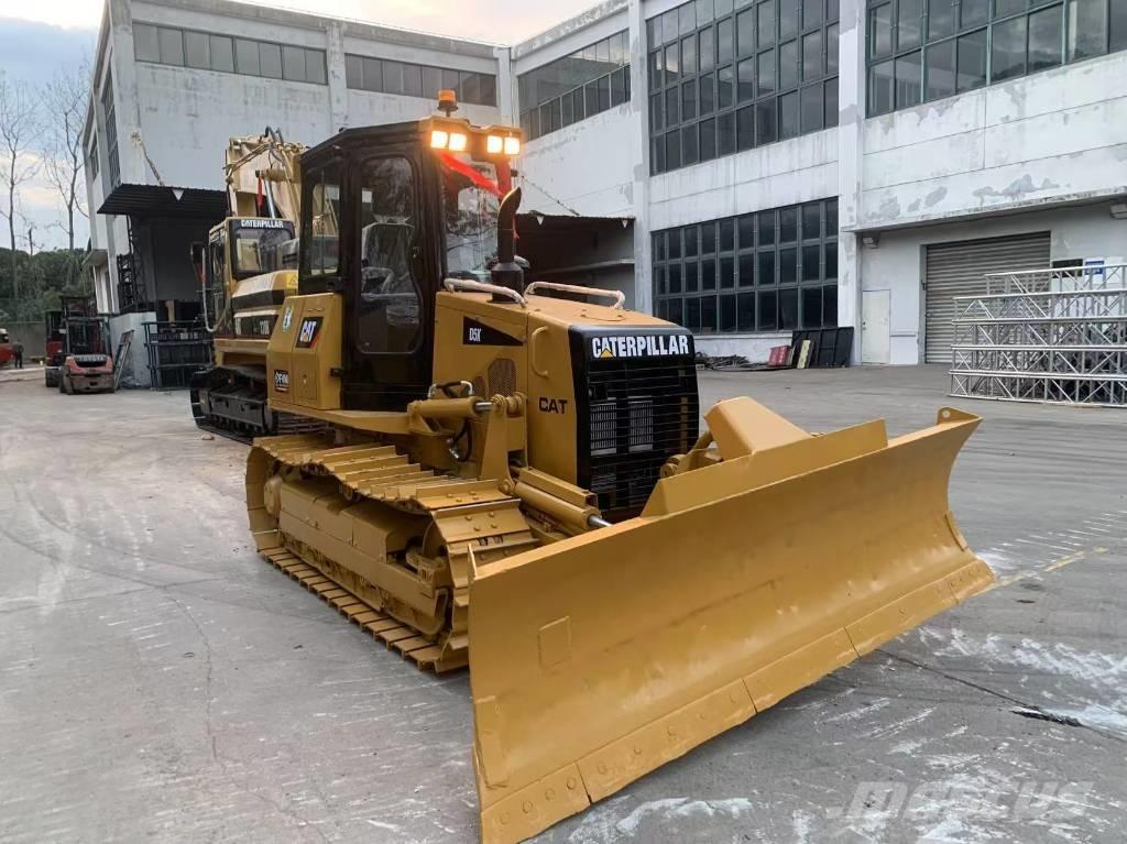 CAT D 5 K Buldožeri guseničari