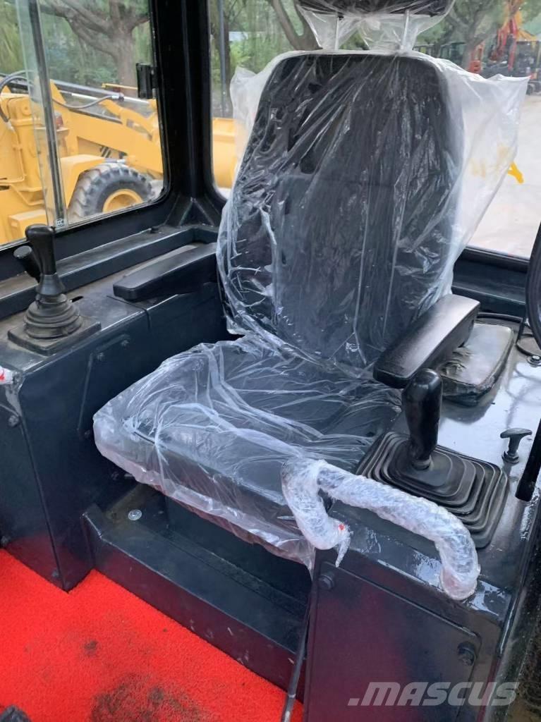 CAT D 5 K Buldožeri guseničari