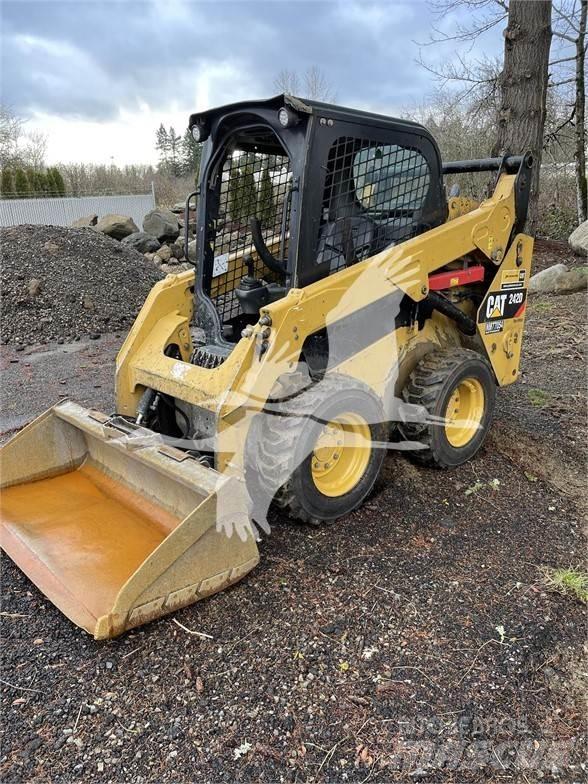 CAT 242D Skid steer mini utovarivači