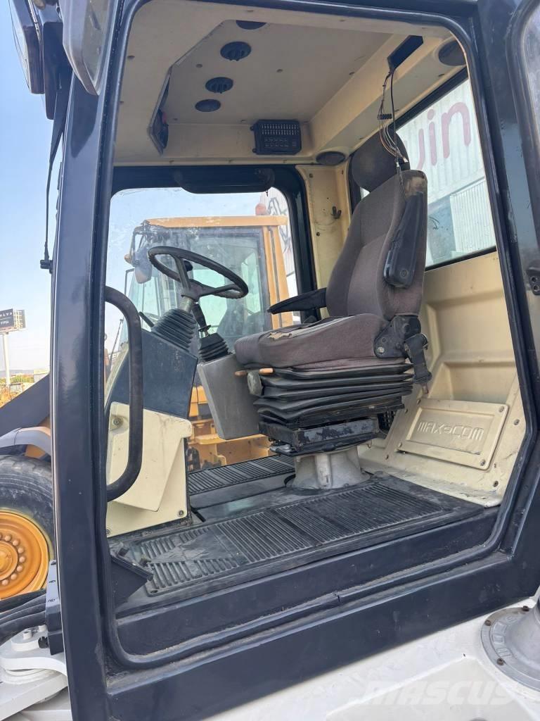  Max Com R712 Gumeni valjci na točkovima