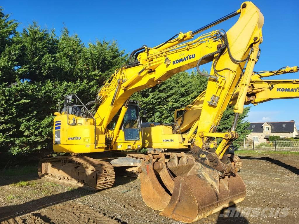 Komatsu PC228USLC-11 Bageri guseničari