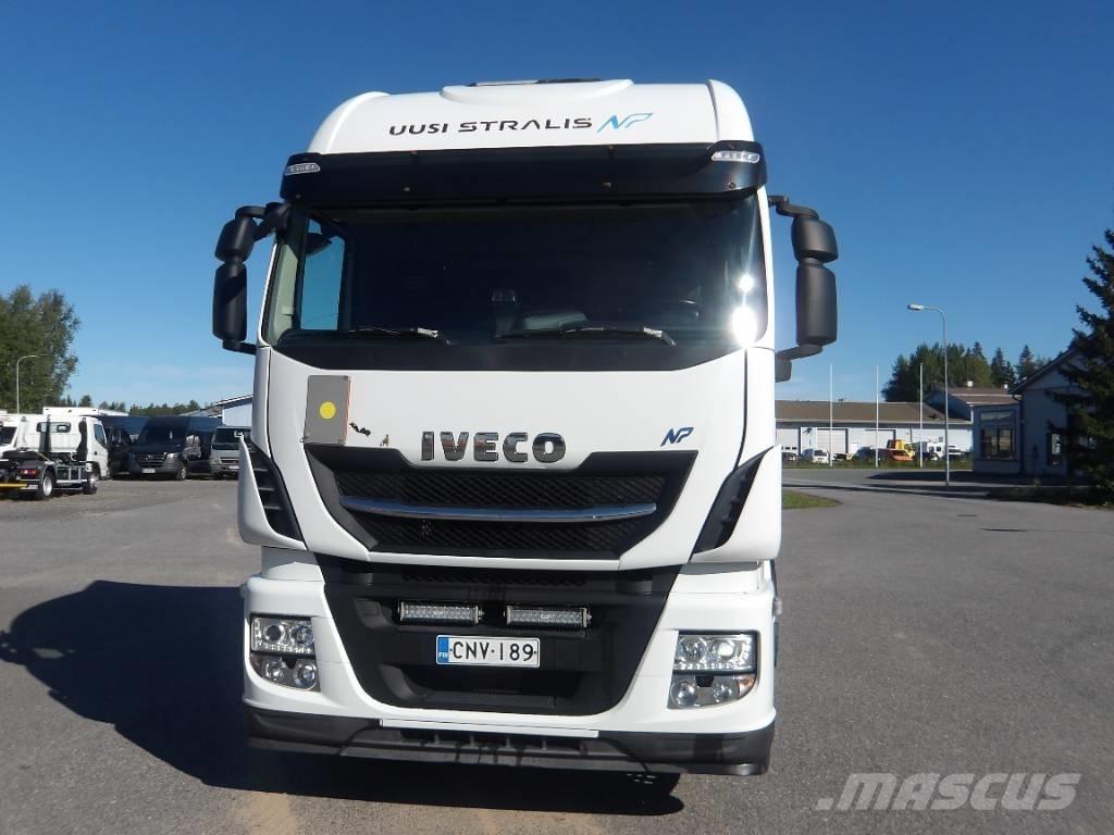 Iveco AS 440STX LNG Tegljači