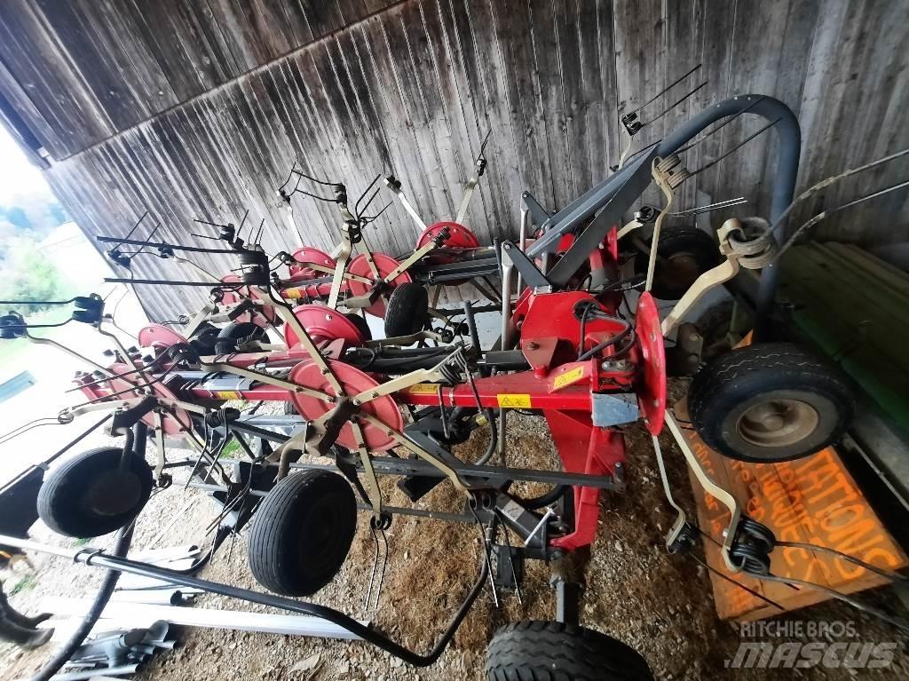 Fella Sans 13010 Okretači i sakupljači sena