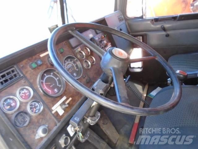 Kenworth T 400 Snežne daske i plugovi