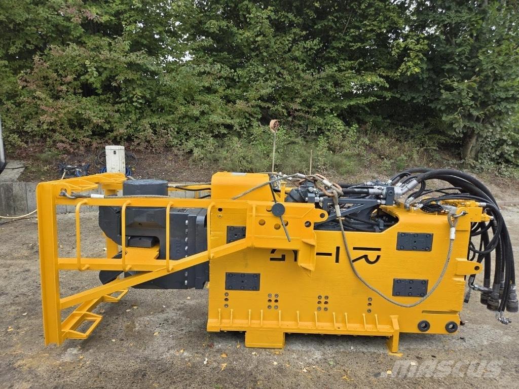 Bauer Vibro MR 145 V Oprema dodaci i rezervni delovi za zabijanje stubova