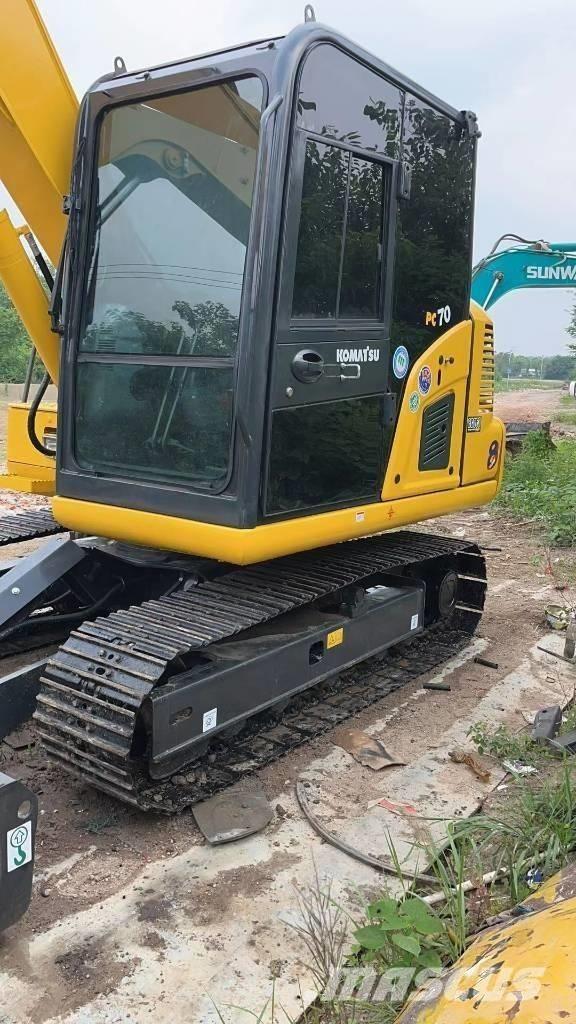 Komatsu 70 Bageri guseničari