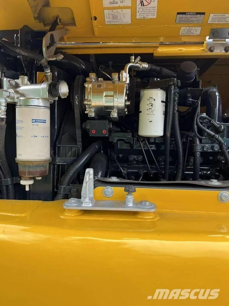 Komatsu 70 Bageri guseničari