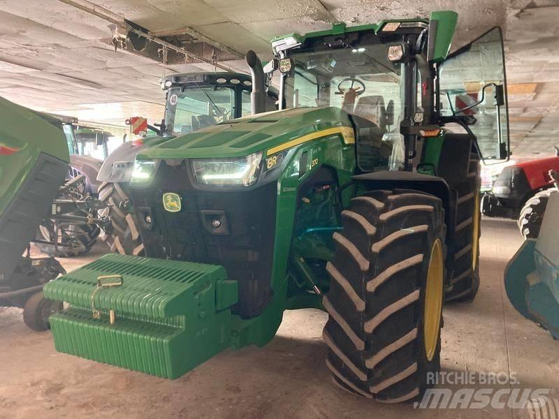John Deere 8R370 Traktori